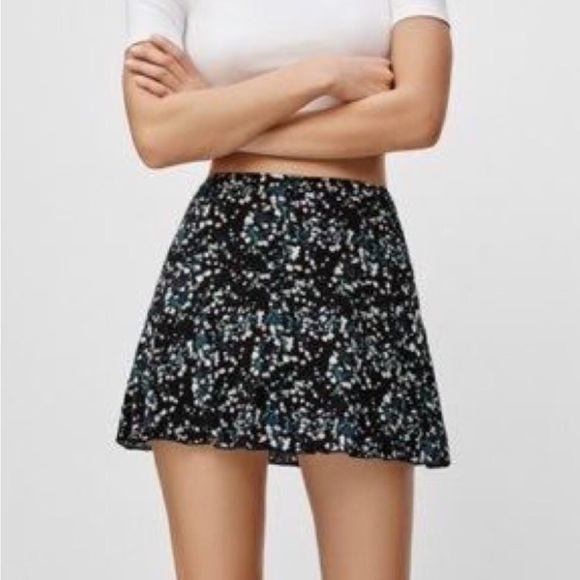 Aritzia Sunday Best Skirt - Picture 7 of 7